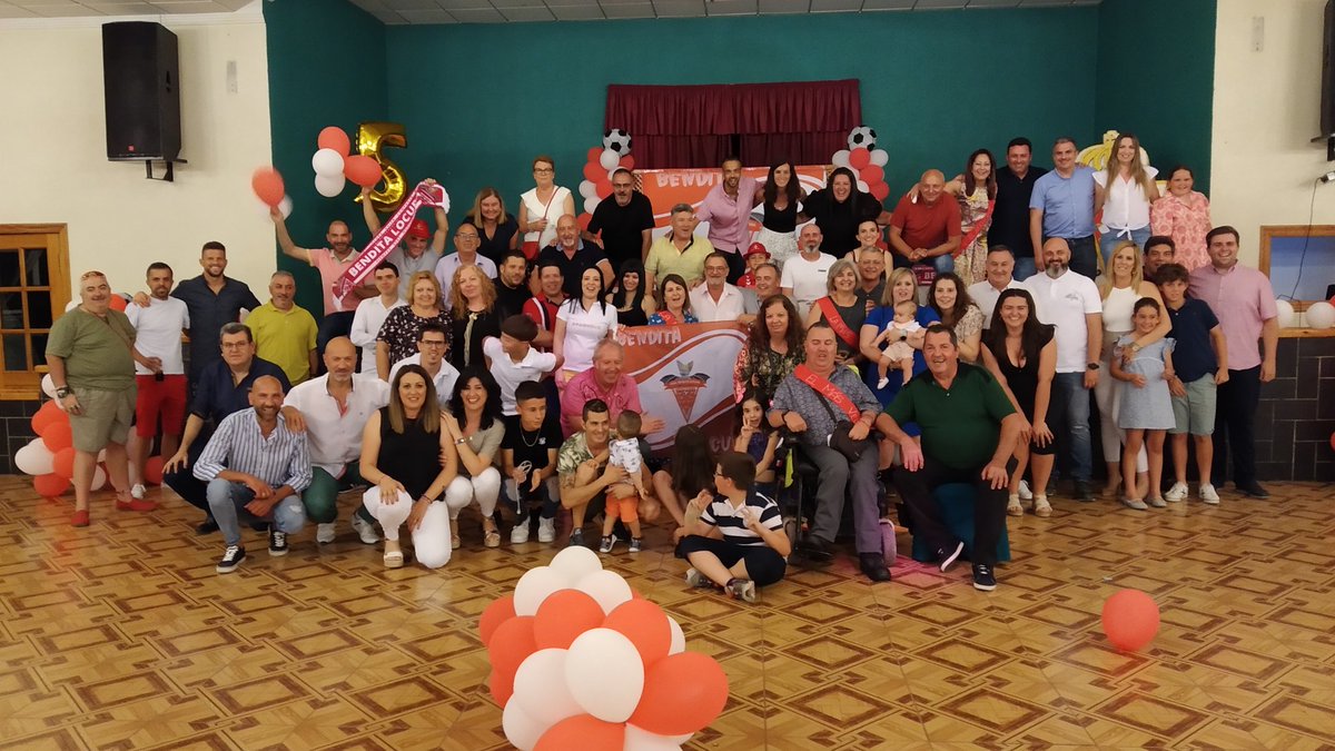 P_BenditaLocura's tweet photo. Abonate al #RealMurcia con la #peña más activa y viajera del #murcianimo y disfrutar de una temporada espectacular rodeado del mejor ambiente y familiar

Únete al movimiento peñista con #BenditaLocura 👇:

https://t.co/Lz8Byu3ESx

Infórmate en el 694 946 961

#Fepemur #PBLMurcia https://t.co/hsEywm2XZz