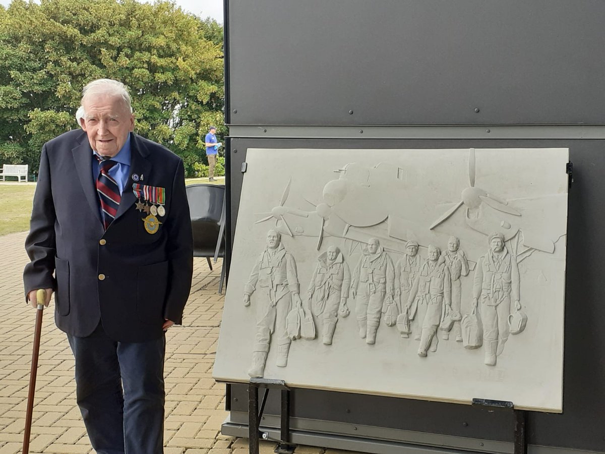 danmadmorgan's tweet photo. Gordon Mercier at the @IntBCC earlier. He flew operations as a mid-upper gunner with 171 Squadron. Thanks @ControlTowerNC for getting us together. His interview in the IBCC Digital Archive is here: https://t.co/tmnwsb98ff https://t.co/gO55JNh3P2