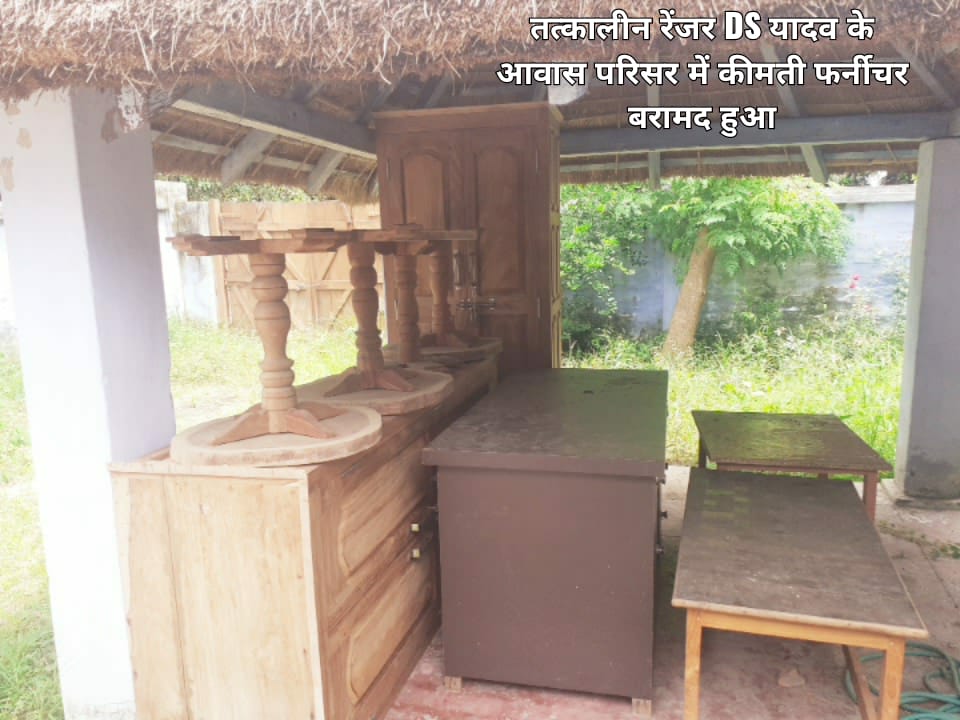 GopalSi12946817's tweet photo. @myogiadityanath
@CMOfficeUP
@ChiefSecyUP
@DrArun_BJP
@navsekera
@spgoyal
@CentralIfs
मैलानी में टिंबर व्यापारी को फसाने के मामले में  गर्दन को फंसता देख,खुटार रेंज तत्कालीन रेंजर डीएस यादव चार्ज देने के बाद भी अभी तक रेंज में अपना डेरा जमा कर,जांच को प्रभावित कर रहा हैं
ध्यान दे https://t.co/DNqqCrXxaU