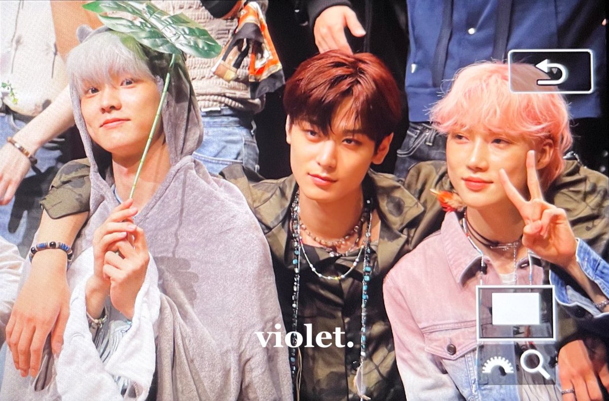 220820 

#THEBOYZ #더보이즈 #지창민 #큐