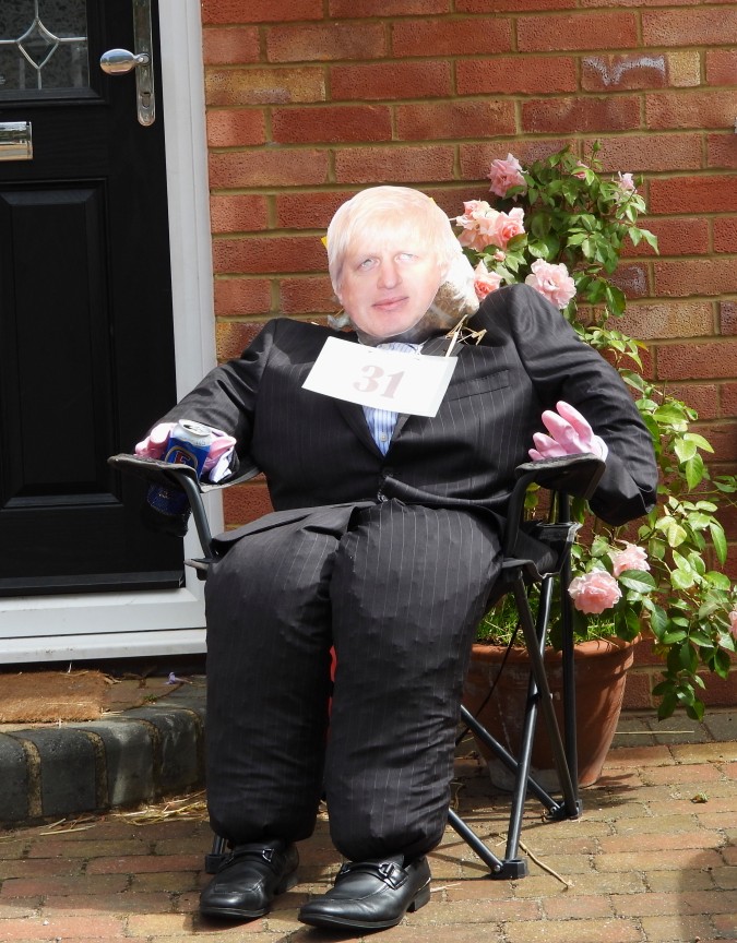 MrsWaterVole's tweet photo. Boris is having another holiday at the Flamstead Scarecrow Festival! https://t.co/u4bw0RSuVN