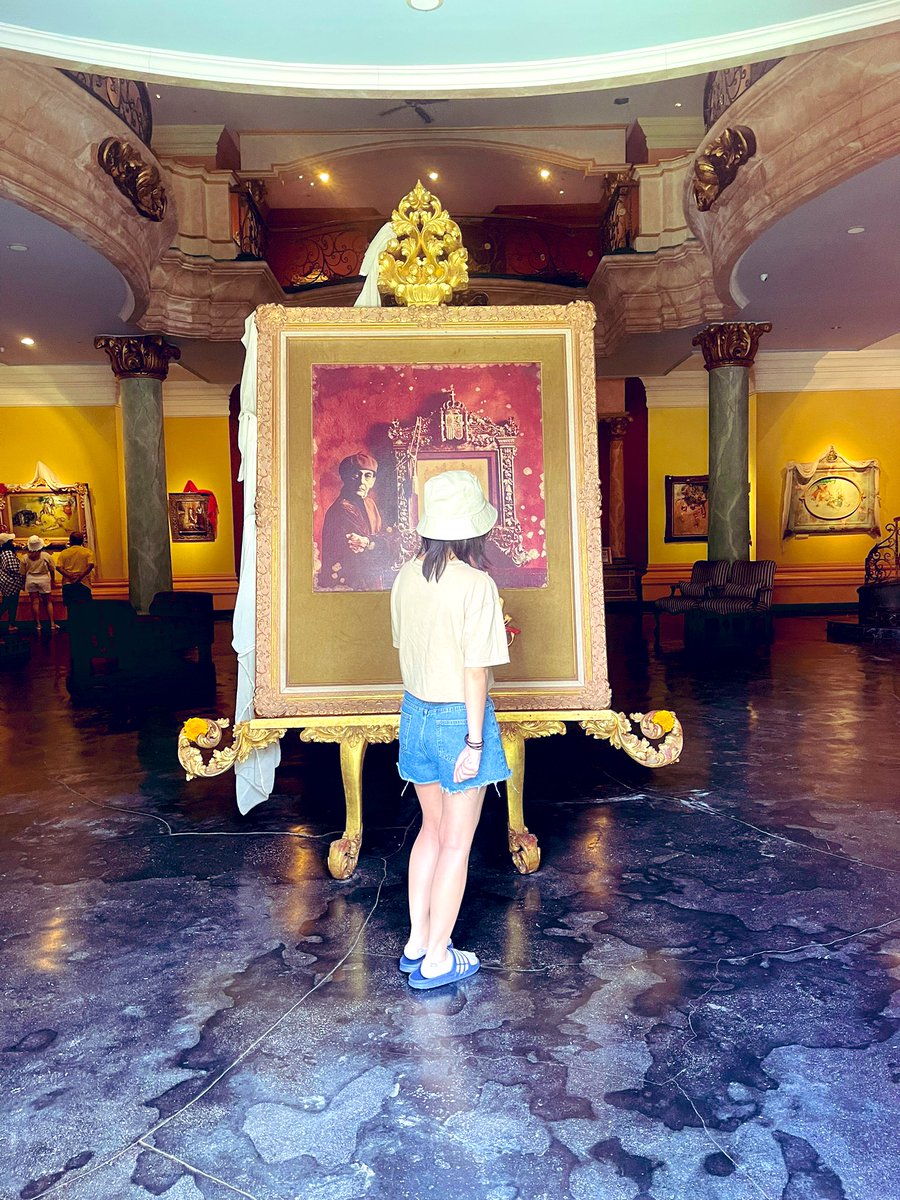 CatrinaKay_'s tweet photo. At The Blanco Rennaissance Museum Bali. https://t.co/dhPc5H10vf