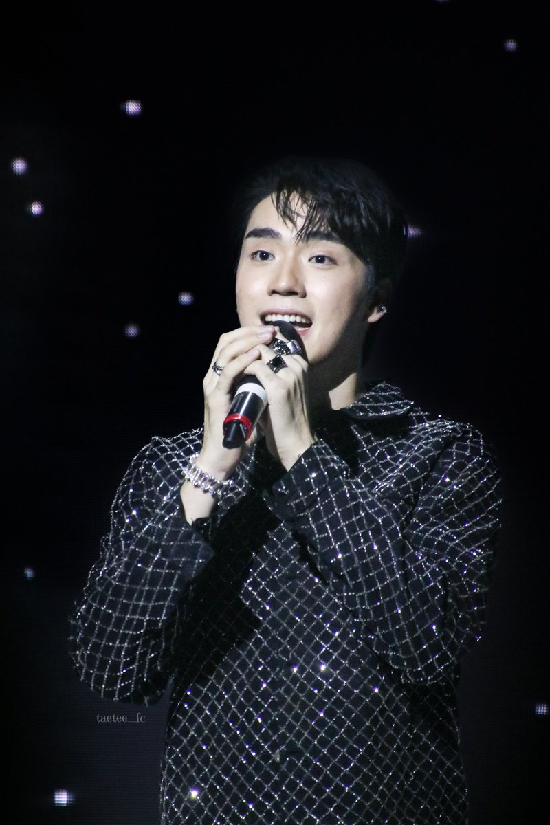 Taetee_FC's tweet photo. Bright star in the dark ~
#TaeTeeTheJourneyMemory
#TEeThanapon
#TaeTee_FC https://t.co/y6DiQnS5G0