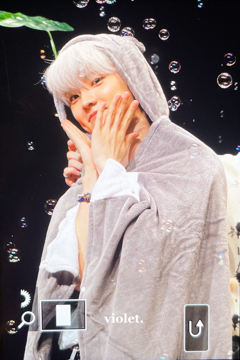 220820 큐토로🍃

#THEBOYZ #더보이즈 #지창민 #큐