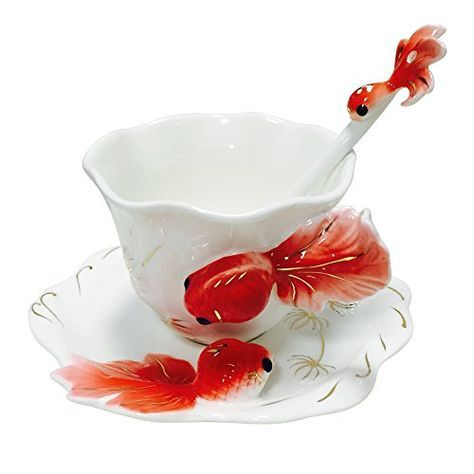 lavieestbelIe's tweet photo. Goldfish teacups https://t.co/yafAuYXi9I