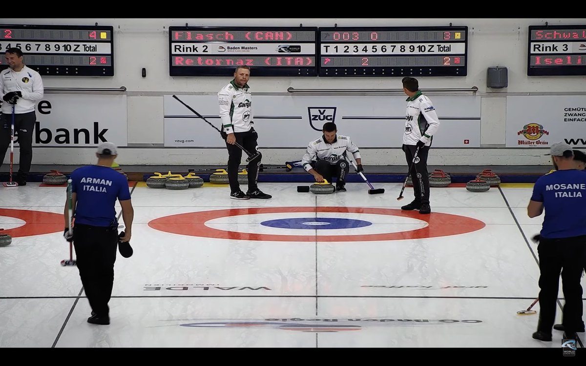 ciaomichaella's tweet image. Not sure if Catlin is injured/sick or if they&apos;re just experimenting since they can&apos;t make the QF even if they win this game due to DSC,  but Colton&apos;s been sweeping #curling #BadenMasters