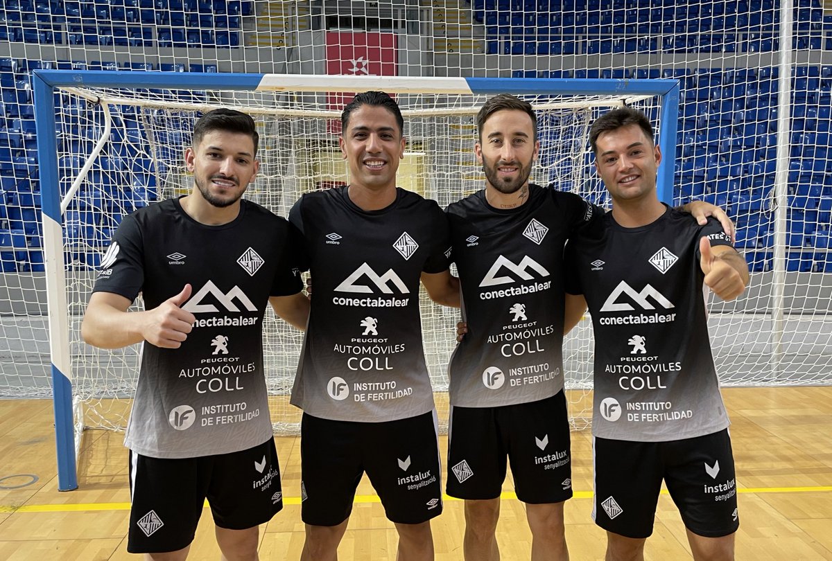 PalmaFutsal's tweet photo. ๐๐ฅ ๐๐๐ฅ๐ฆ๐ ๐
๐ฎ๐ญ๐ฌ๐๐ฅ ๐๐ ๐ฉ๐จ๐ซ ๐๐๐ซ๐ซ๐๐๐ ๐ฅ๐ ๐ฉ๐ฅ๐๐ง๐ญ๐ข๐ฅ๐ฅ๐ ๐๐จ๐ง ๐ช๐ฎ๐ข๐ง๐๐ ๐ฃ๐ฎ๐ ๐๐๐จ๐ซ๐๐ฌ
โ๏ธ 5 fichajes
โ๏ธ Regreso de Clรฉber
โ๏ธ @Jesusgordillo09 se queda con el primer equipo
https://t.co/TUtQGzc2nY
#EuroPalma
#GOPalma
#PalmaFutsal2023 https://t.co/NdEu5cxeXB