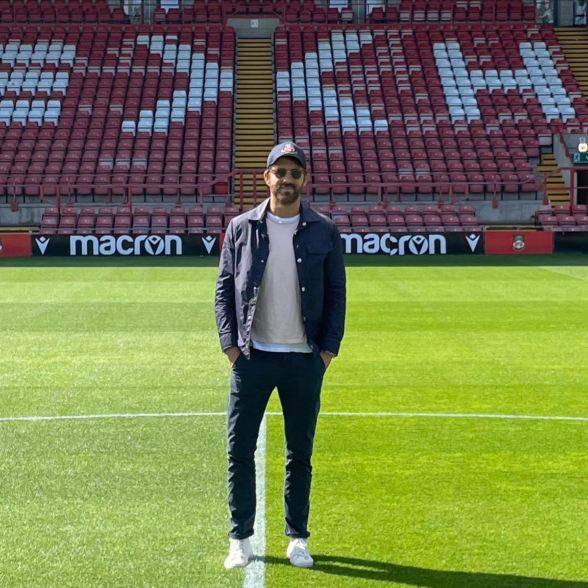 Ryan Reynolds tweet media