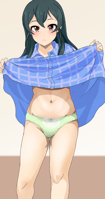 イズミンのパンツ
年相応なのとアダルティな方
お好みはどちらで? 