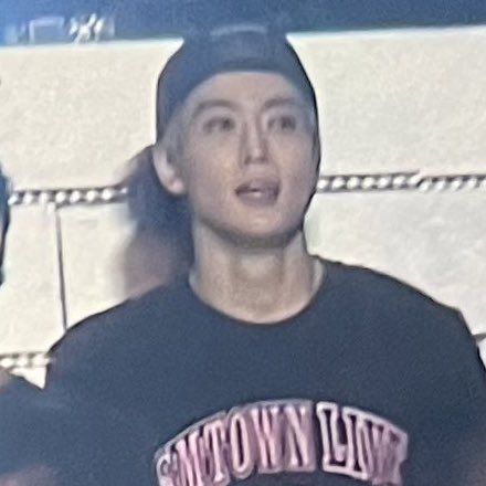yunotized's tweet photo. jaehyun looks DAMN good and his neck is so.... https://t.co/DzGBTiZ0kc