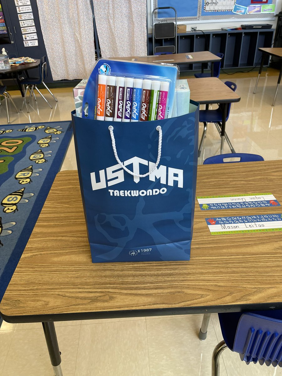 CBarrett Cooley Teacher tweet media