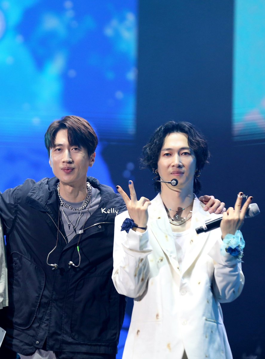07_kelly_07's tweet photo. 220820
트윈스💙🧡 https://t.co/Yd0DGd9ZEn