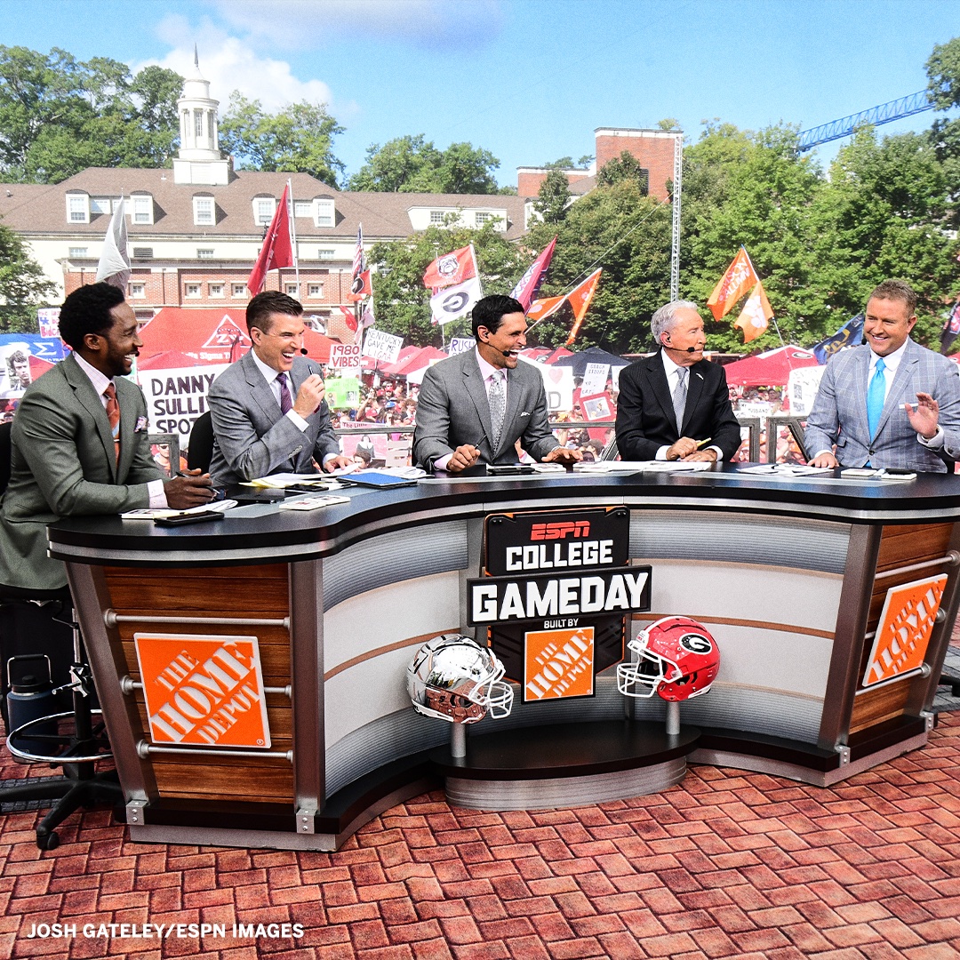 College GameDay on Twitter "knowing this crew will be on our TVs this