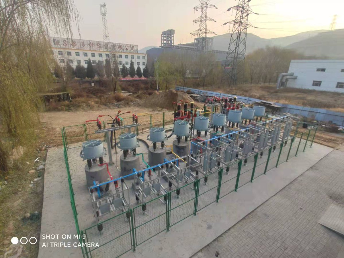 Candice29217146's tweet image. 35kV #CapacitorBanks #StaticVarCompensator on-site photos. #StrongPowerElectric