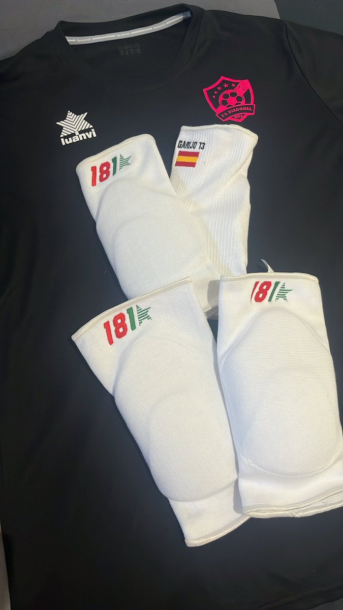 cgarijo13's tweet photo. ¡Todo listo para la nueva temporada! @FSDiagonal @181keepers https://t.co/ahjtB9zit4