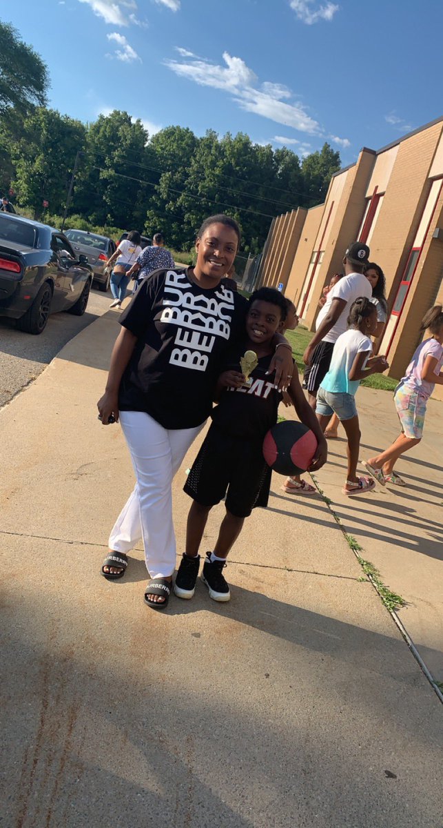 EnvydPallen's tweet photo. Son 7yrs old. Scored 48 points his last game!!!! 36 game before!! Im talking @NBA @StephenCurry30 scores💙 #jrnba #basketball #nba #futurenba #michigan #lefthand #explore #viral #FYP #fypシviral #sports #sportsmom https://t.co/7mBEB00wTZ