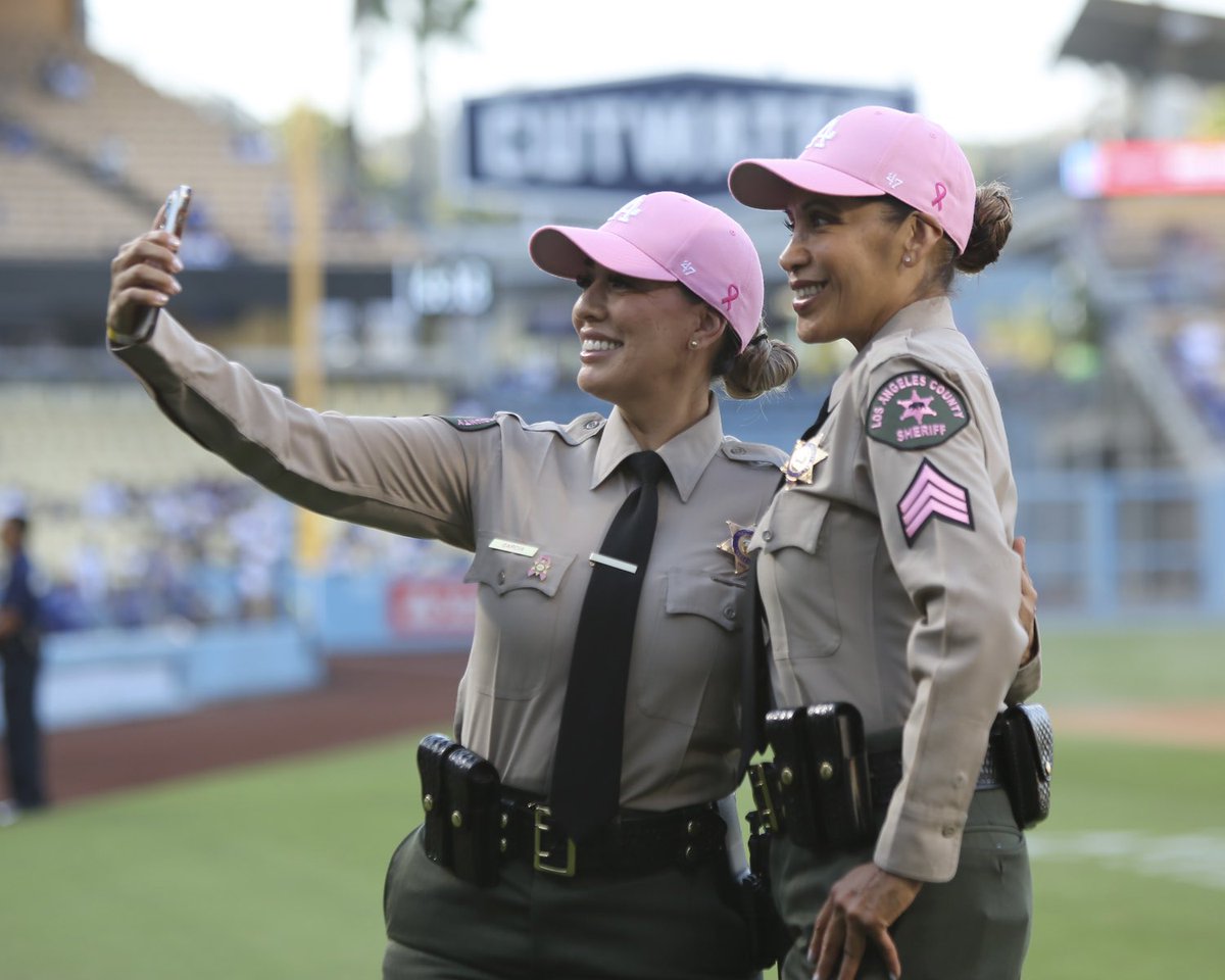 LASDHQ's tweet photo. Los Angeles Law Enforcement agencies coming together at @Dodgers stadium to honor breast cancer survivors and help join the fight against breast cancer!

To help support Los Angeles law enforcement’s fight against breast cancer. Follow: @lasdpinkpatch (IG) &amp; @PinkPatchPrjct https://t.co/VkkEpJCyUg