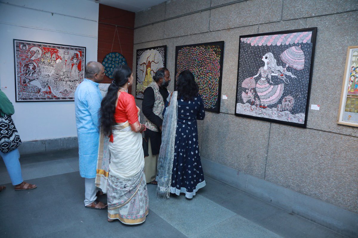 ArtTree's tweet photo. Some glimpses from Day 2 of Pravaah - A Journey, which is on display till tomorrow i.e. 21st of August at India Habitat Centre, organised by Art Tree. https://t.co/hgCsZ1hYkW