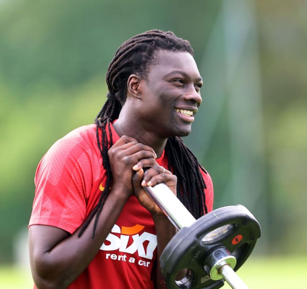 Gitmesi için en çok uğraşılan Bafetimbi Gomis ve Sacha Boey, yine takımın en iyilerindendi. Cicaldau'ya bir şans versek, kazanmaya çalışsak sanki o da iş görür gibi. Okan hocanın bu oyuncuları kazanması lazım.