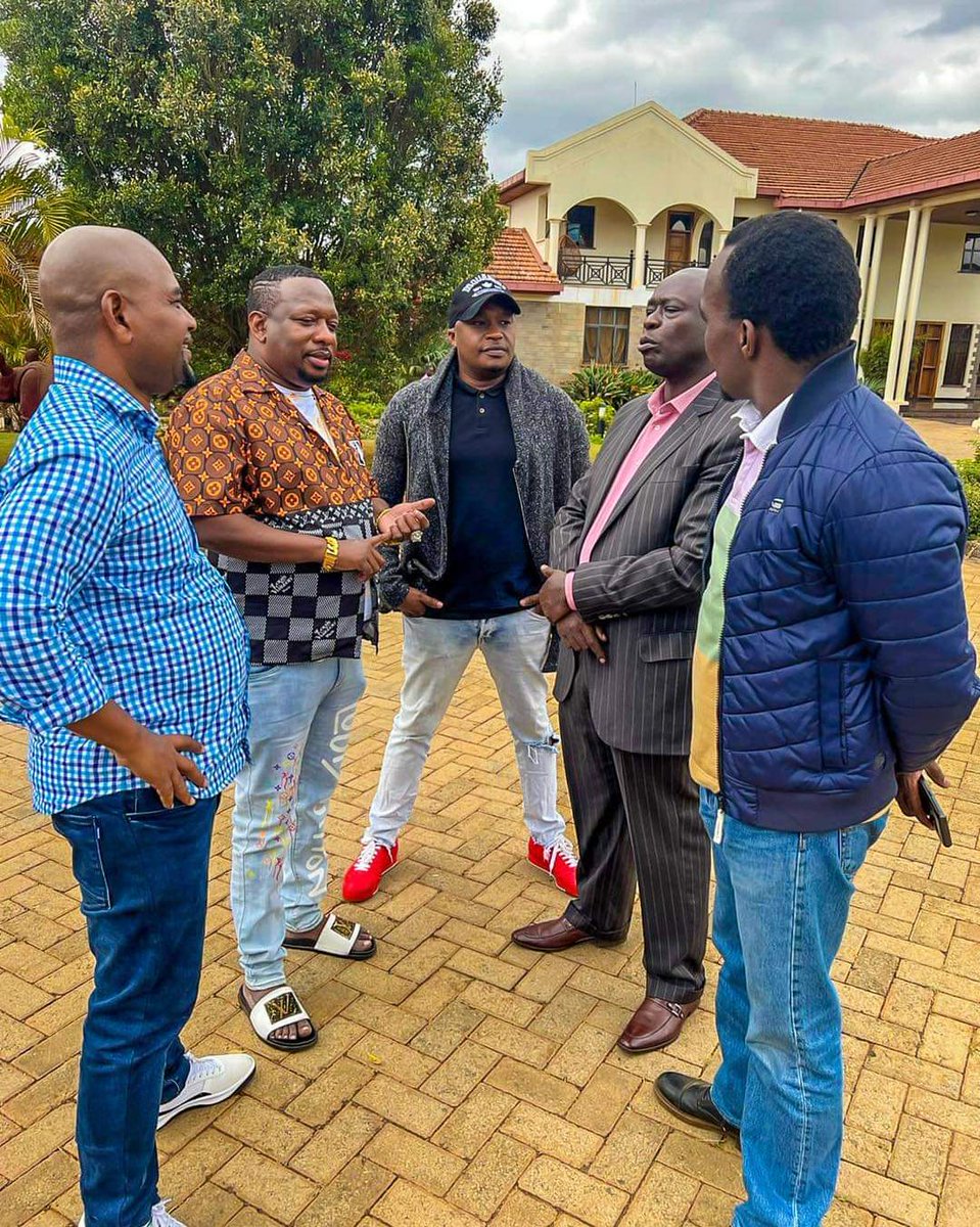 RealJaguarKenya's tweet photo. If u can’t explain it simply, you don’t understand it well enough…
Watch my latest video #Nitume with @ambassadaofficial
https://t.co/brj6jxIe3F https://t.co/o9VXBCYKG6