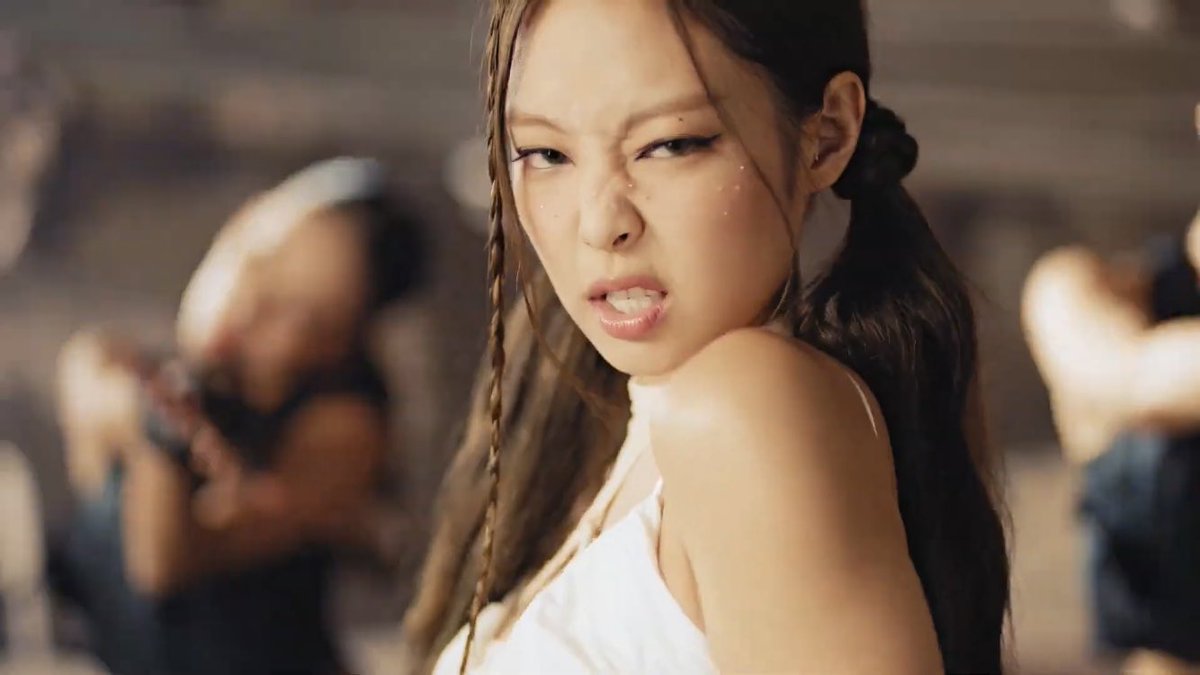 UK_BLINKS's tweet photo. .@BLACKPINK ‘Pink Venom’ M/V has now surpassed 100 MILLION Views on YouTube in just 29 hours making it the fastest M/V to reach 100 MILLION views in 2022! 

Congratulations #BLACKPINK  and BLINKS!! 🔥💖 

STREAM PINK VENOM
#PINKVENOM100M 
#PINKVENOM   #블랙핑크 https://t.co/YPRlDCop4v
