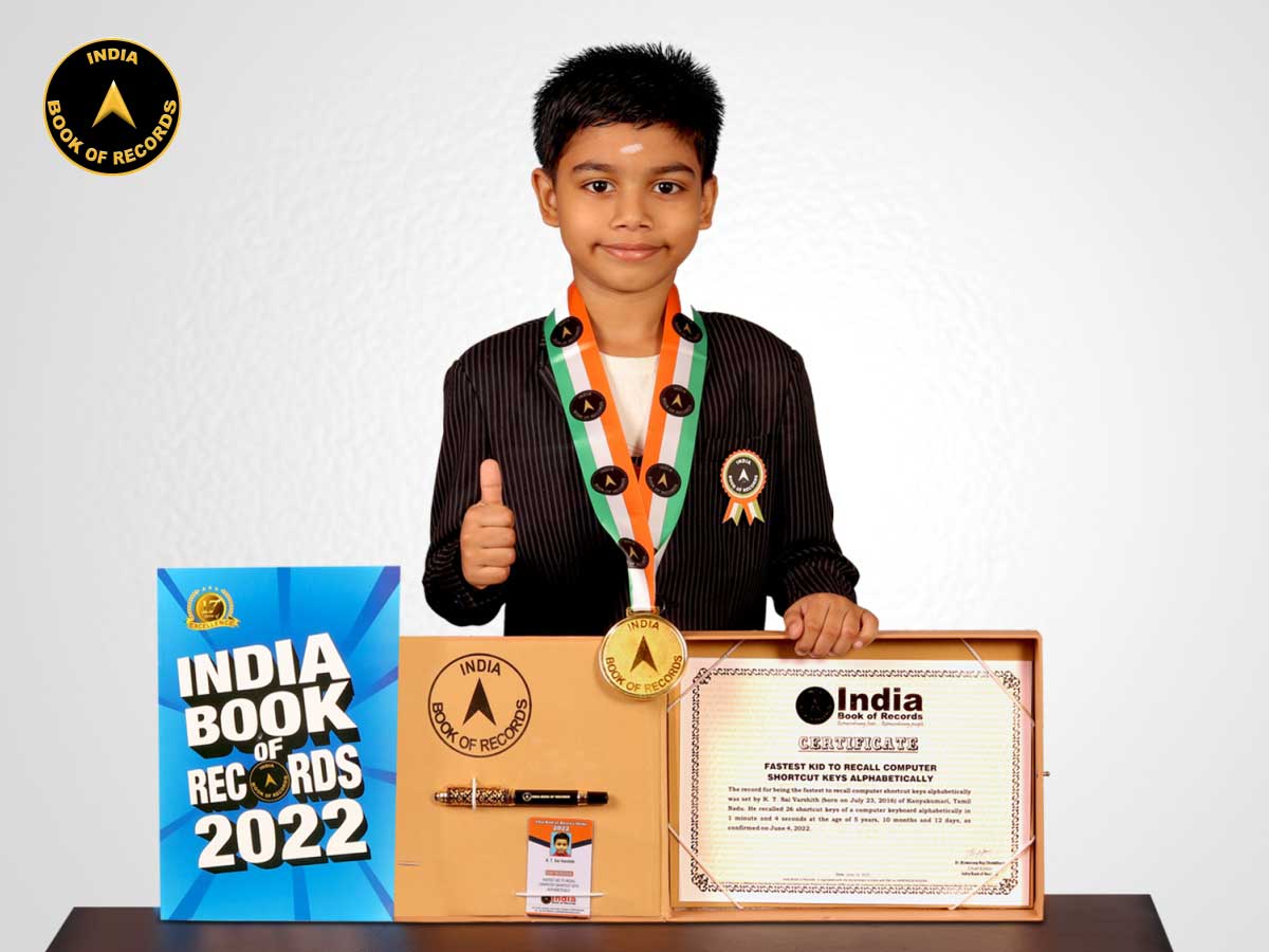 indiabookrecord's tweet photo. K. T. Sai Varshith of #Kanyakumari, #TamilNadu set the record for being the fastest to recall #computer shortcut keys alphabetically. He recalled 26 shortcut keys of a #computer keyboard #alphabetically in 1 minute and 4 seconds.
Read At: https://t.co/rRWUODvurz https://t.co/m0BAaUCc7t