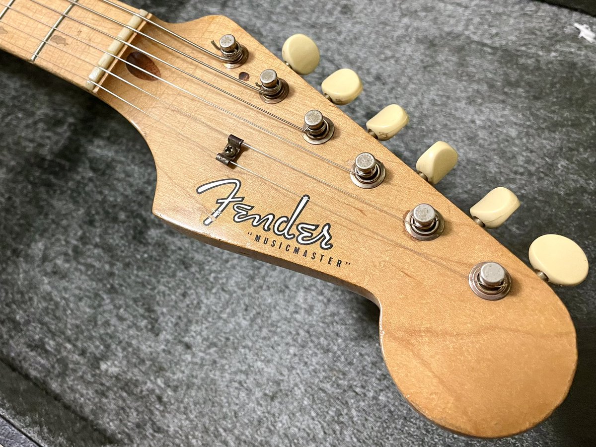 rv138's tweet photo. 1958年製(?) Musicmaster "LA Scribbled Franken"
1958 ネック/60'sボディ/1958ピックガード&PU(+50'sリアPU増設)/50〜60'sブリッジプレート…etc
やっと組み上がった✌️
#ワイのギターを見ていきなハレ2022
#Fender #PreCBS #DuoSonic #Musicmaster #HairMetal #LA #Trixter #WARRANT #GunsNRoses https://t.co/SSKhnnCcGf