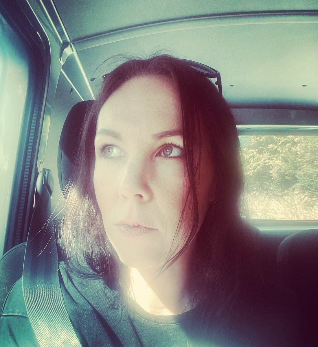 theagilmore's tweet photo. Heading down to @BDsfestival. If you’re there, please come and see me! I’ll be on the Big Top stage at 4:45 TODAY 😱!
Come and be introspective with me!
#MakeSomeQuiet #beautifuldays https://t.co/qkBPxw02La