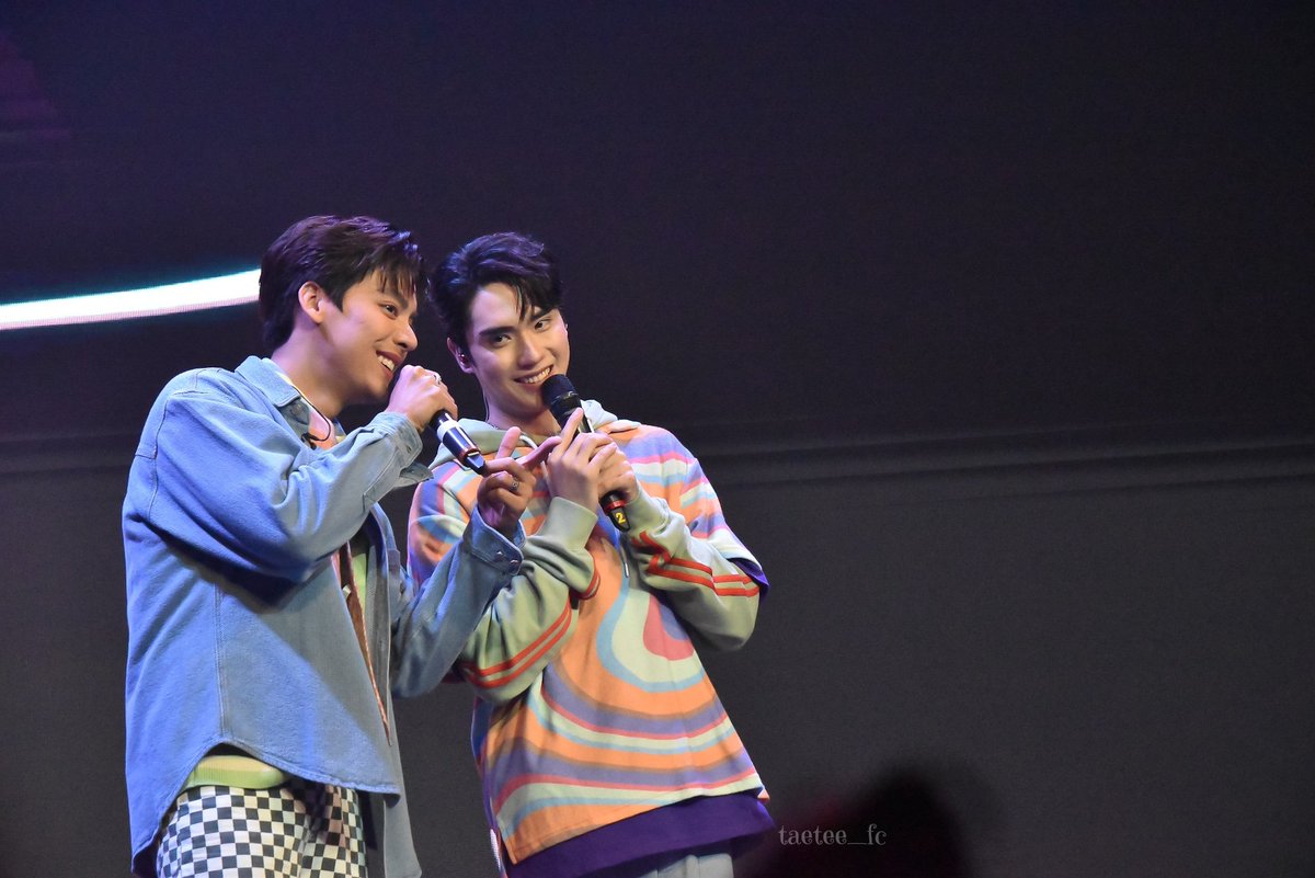 Taetee_FC's tweet photo. เหมือนมาเป็นพยานแห่งรักกก ~
#TaeTeeTheJourney
#TaeDarvid
#TEeThanapon
#เต้ตี๋ชู้รักเรือล่ม
#TaeTee_FC https://t.co/MnKjCHkYVp