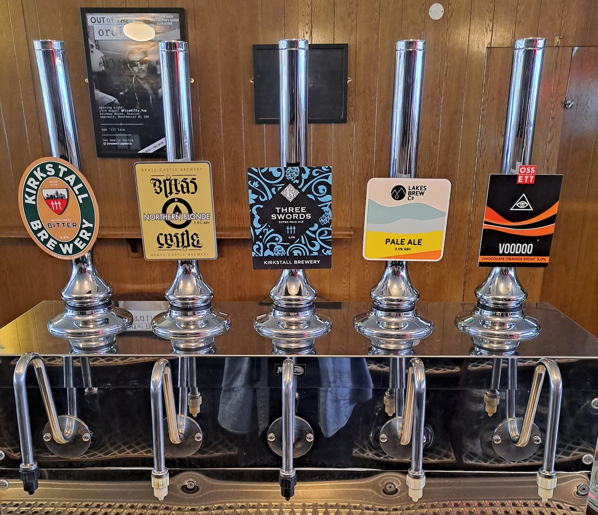 The best cask ale in Manchester is waiting for you...
<a href="/kirkstallbrew/">Kirkstall Brewery</a> Bitter
<a href="/BrassCastleBeer/">Brass Castle Brewery</a> Northern Blonde (GF)
<a href="/kirkstallbrew/">Kirkstall Brewery</a> Three Swords XPA
<a href="/lakesbrewco/">Lakes Brew Co</a> Pale Ale
<a href="/ossettbrewery/">Ossett Brewery</a> Voodoo Chocolate Orange Stout