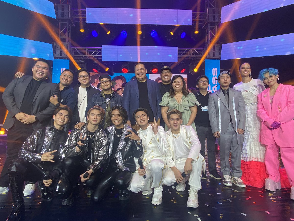topclassofc's tweet photo. Congratulations Boys! 👏🏼🎉🥳

 #TopClassTheFinale
#KumuTopClass https://t.co/Sqv9xjhUXU