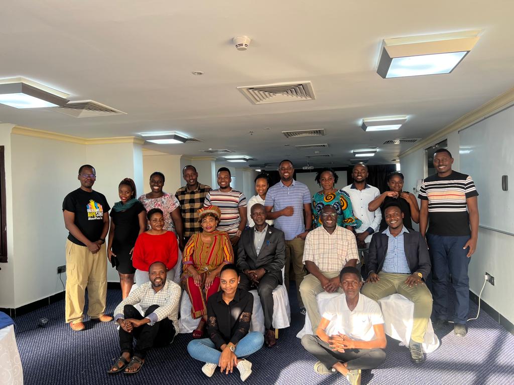 MBKeno's tweet photo. We this week continued with our introductory orientation sessions on the new UNAIDS HIV Prevention Roadmap for our AVAC- COMPASS Coalition partners in Tanzania, we were excited to be joined by the UNAIDS CD for Tz @UNAIDS @GPCoalition @HIVpxresearch @hepsuganda @Winnie_Byanyima https://t.co/up0ePQkjc3