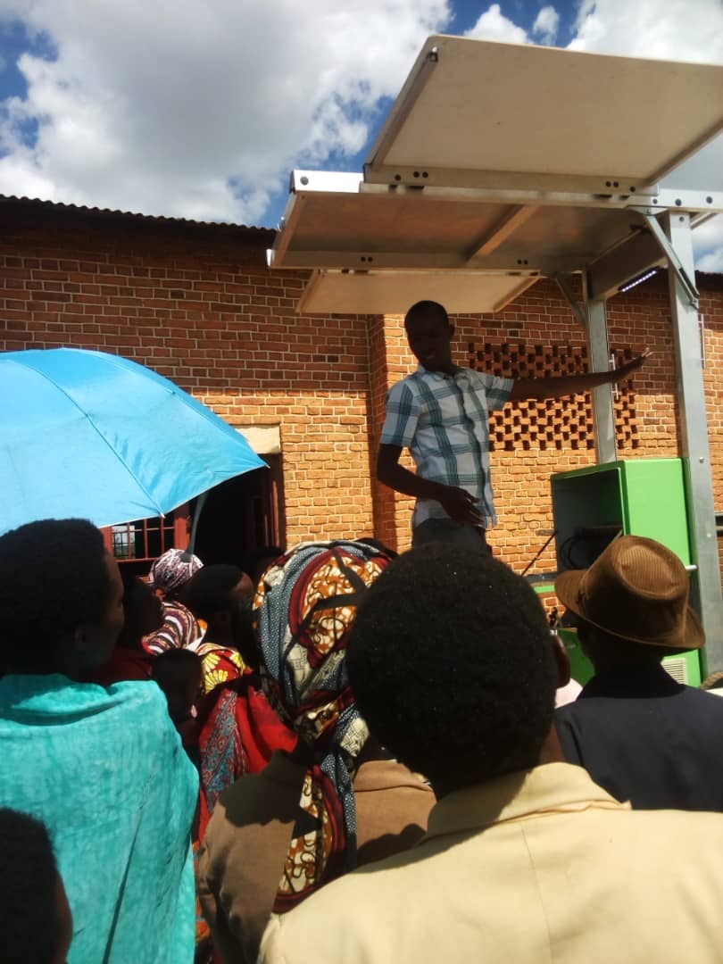 AREDRwanda's tweet photo. At ARED, community education is critical; 
How a Small Act of Kindness Can Have a Big Impact on a Community
One good deed can have a huge impact on the lives of others and have a global ripple effect.

https://t.co/go0dCxumEn

#worldhumanitarianday https://t.co/w1KAqzYHhX
