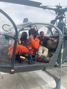 timesofindia's tweet photo. Israeli national suffering from acute mountain sickness & having difficulty breathing in high altitude area of #NimalingCamp near #Markha valley in #Ladakh, rescued by #IndianAirForce: PRO (Defence) Srinagar https://t.co/9AyYcvD9us