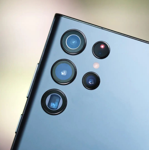 BestForAndroid_'s tweet image. There are strong rumors that the Galaxy S23 Ultra could have a 200MP camera 😳 
.
.
.
.
.
.
#samsung #samsunggalaxy #samsunggalaxys23 #samsunggalaxys23ultra #galaxy #galaxys23 #galaxys23ultra #galaxys22 #galaxys22ultra #android #androidphone #androidphones #mobile #mobilephone