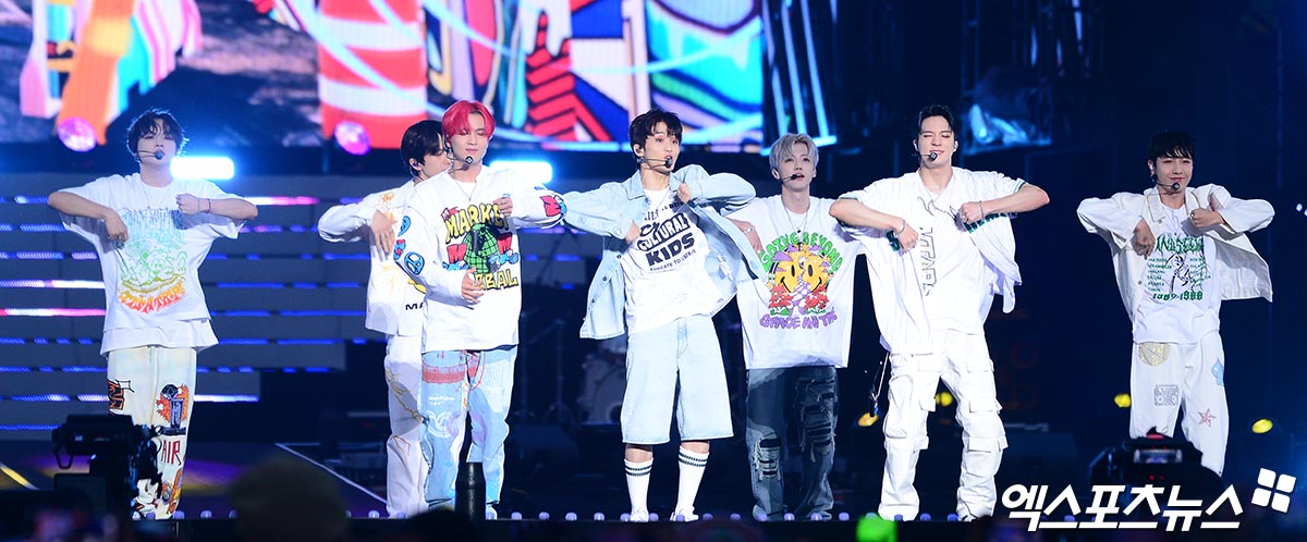 NCTDREAMCENTER's tweet photo. 220820 PRESS: NCT DREAM at SMTOWN LIVE 2022 : SMCU EXPRESS @ HUMAN CITY SUWON

#NCTDREAM @NCTsmtown_DREAM https://t.co/uJn59JFndx