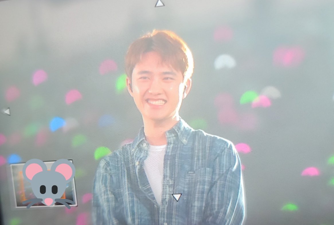 dkscacti's tweet photo. KYUNGSOO’S HEART-SHAPED SMILE! 😭 https://t.co/eSk0robBKw