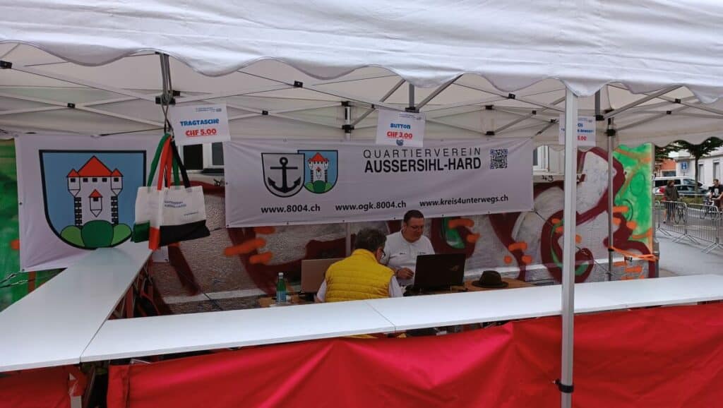 Wir sind am Zuri-Crit, kommt vorbei - 8004.ch/wir-sind-am-zu…