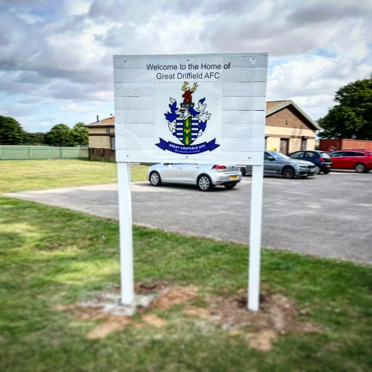 GreatDriffAFC's tweet photo. Its a sign I tell ya!
#greatdriffieldafc #football #humberpremierleague #nonleaguefootball #soccer #greatdriffafc https://t.co/T7NryizD2t