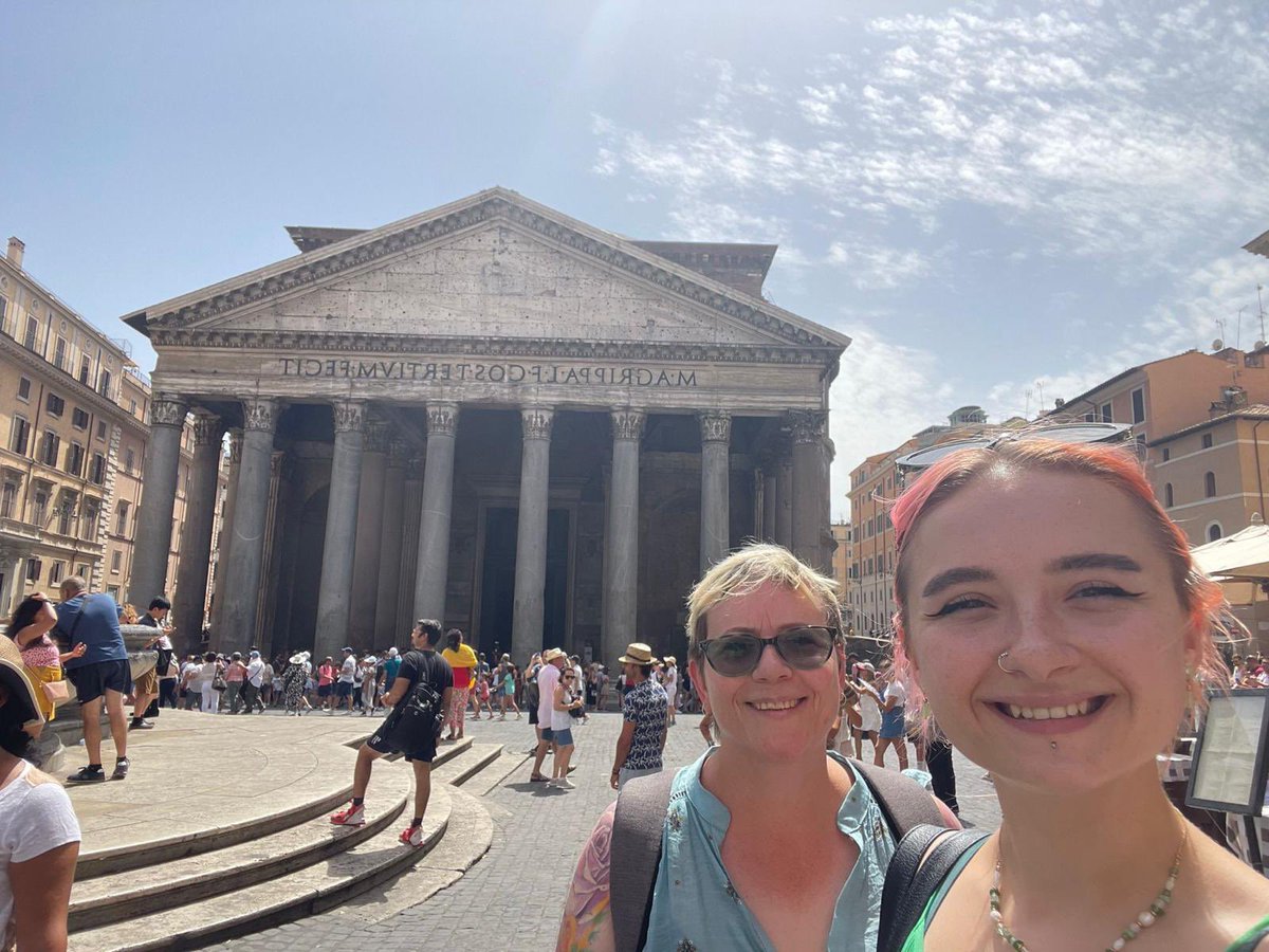 TheNewMrsSLuck's tweet photo. What a week! Rome was amazing - busy, hot, amazing! https://t.co/CtcgSd6OVr