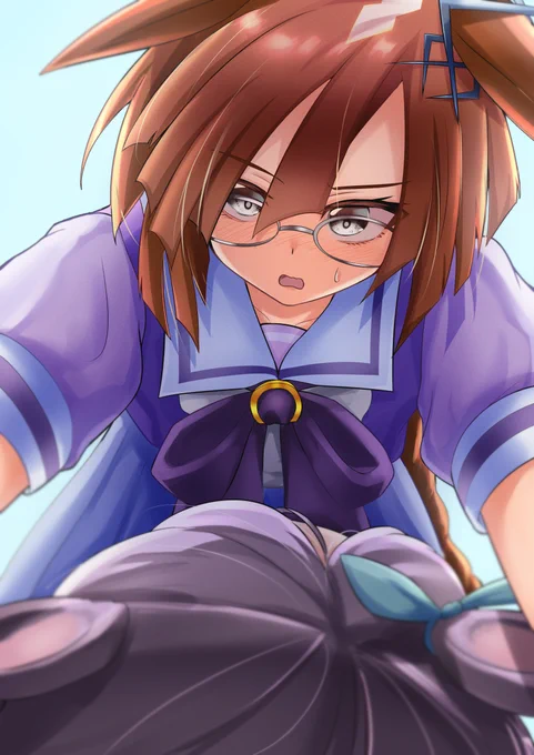 足がもつれて二人で転んでしまったマクイク「だ、大丈夫でしたか!?マックイーンさん!」#ウマ娘 #イクノディクタス #メジロマックイーン 