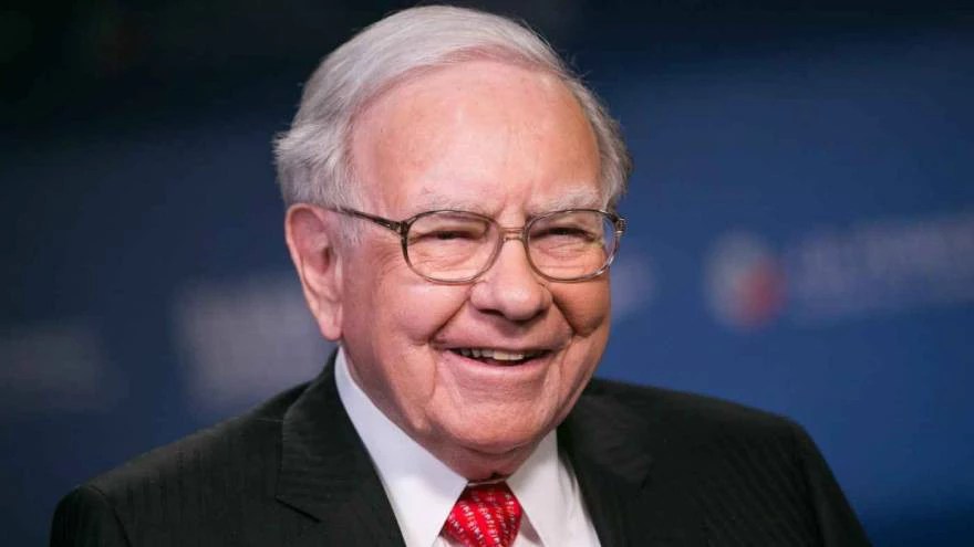 LuisMiguelValue's tweet image. MEGAHILO sobre el posicionamiento de los mejores inversores del mundo a través de la información suministrada en los 13F sobre el Q2

Primero Warren Buffett

TOP 5

1) Apple ( $AAPL )
2) Bank of America( $BAC )
3) Coca Cola ( $KO )
4) Chevron ( $CVX )
5) American Express ( $AXP )