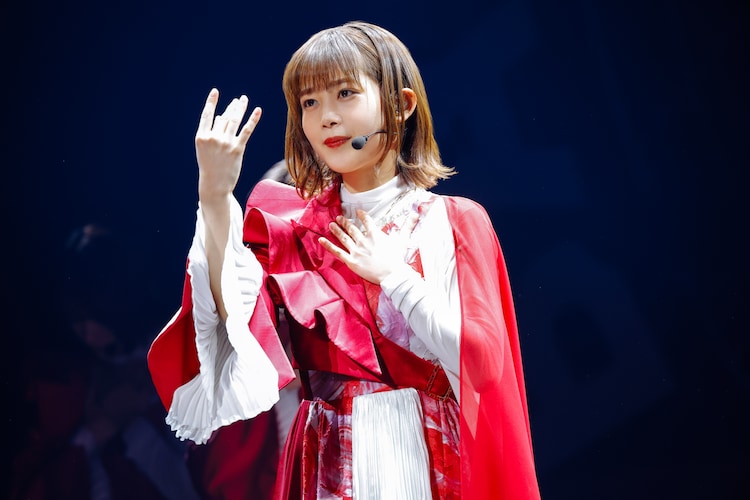 katamiraiwo's tweet photo. thank you sakurazaka for the wonderful concert!

And congratulations Aoi and Oze on your graduation, thank you for your hard work over these years. I wish you all the best 💖🤍
#櫻坂46 
#WKEYAKIFES2022
#尾関梨香原田葵卒業セレモニー https://t.co/SOyMg63Njp