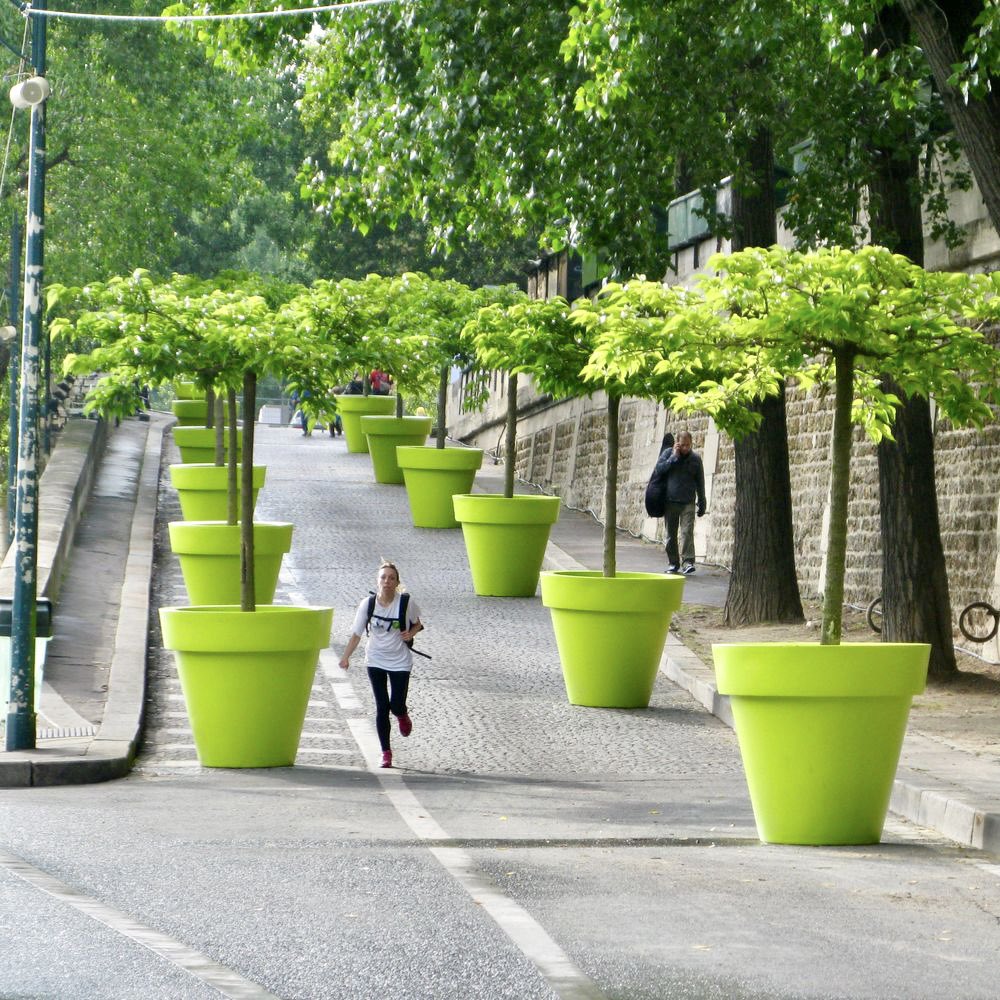 Let’s fill the world with more bollards and trees (99% bollards) and make it a safer and more beautiful place to live.
#WorldBollardAssociation