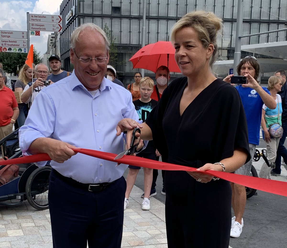 Wirtschaft.NRW tweet media