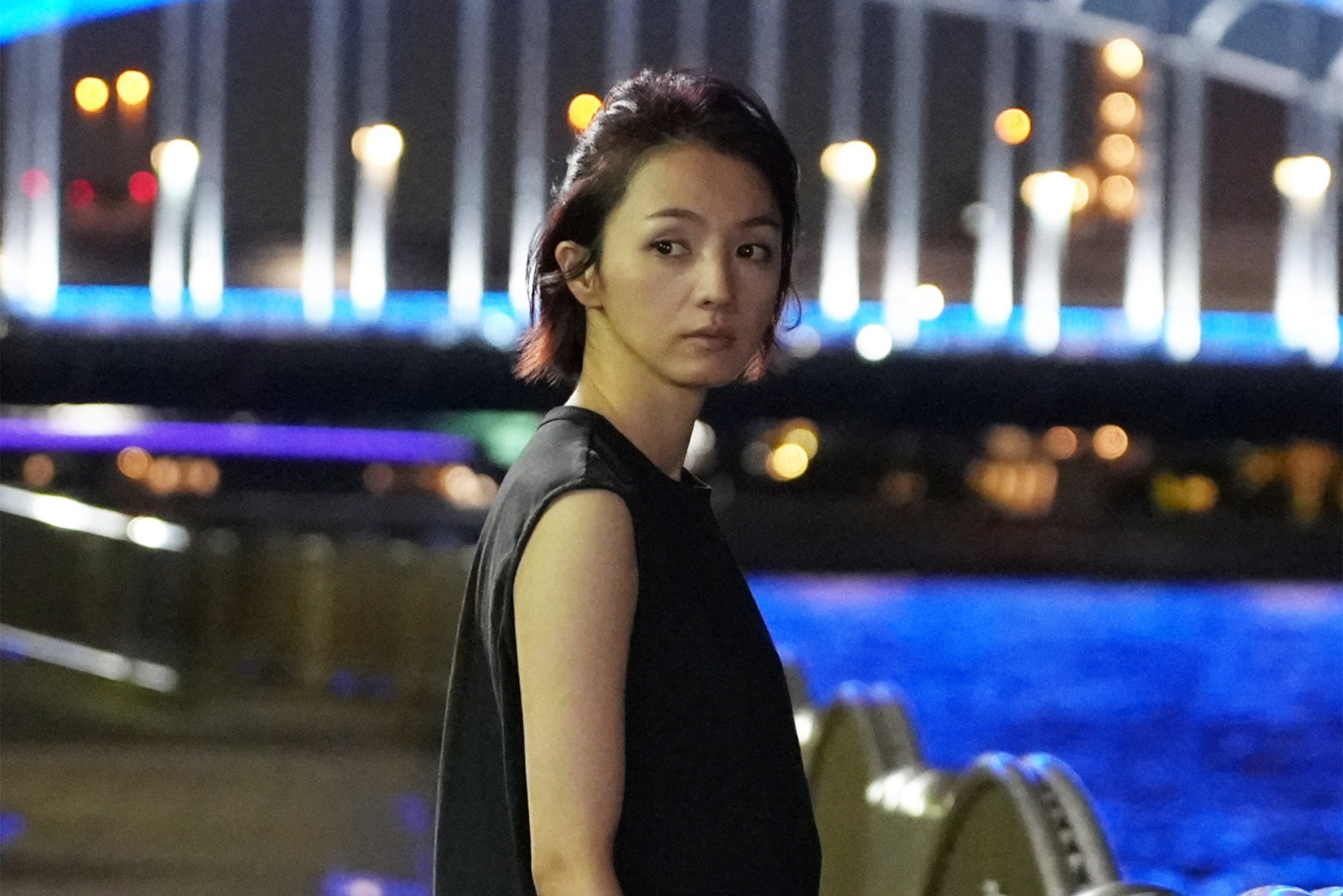 そうみ 満島ひかりが一言喋っただけで空気が震えたな 出てくる瞬間から画に緊張が走り 繊細で柔らかくなる 良い人とか悪い人とか そういうのは全てどうでもよくて ただ星砂とリサが家族だった 星砂とリサが抱き合った時 そこに余計なものは全て要ら