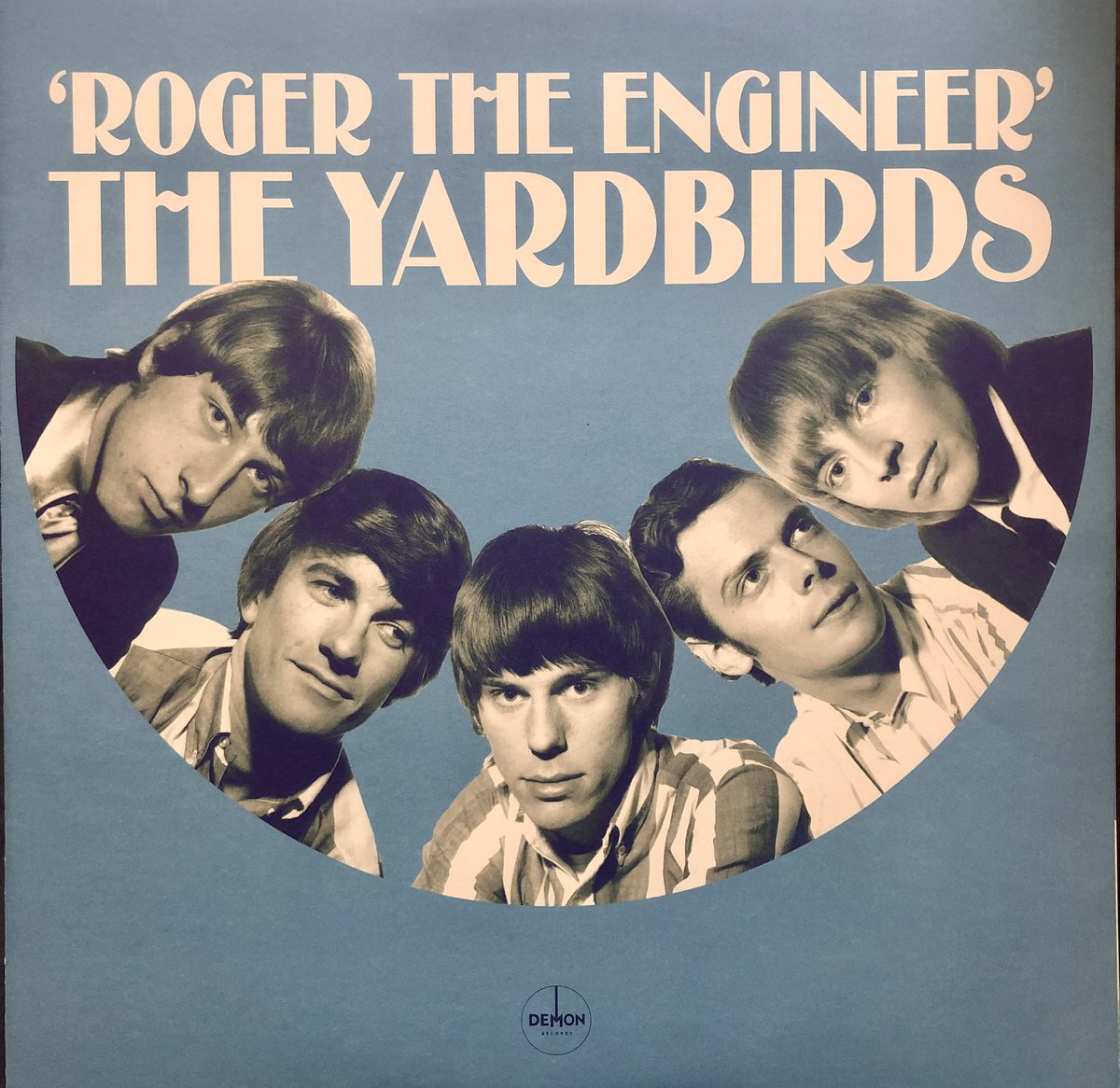 DoubleZCreative's tweet photo. Going very old skool today! Love a bit of retro typeface design! #rogertheengineer #TheYardbirds 🙏 @jeffbeckmusic https://t.co/nyIhhOJIKE