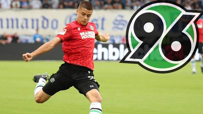 Beim Ausw&auml;rtssieg beim 1. FC Magdeburg stand er noch als 17-J&auml;hriger bei Hannover 96 in der Startelf:<a href="/tag/hannover"class="tags"><span>#hannover</span></a><a href="/tag/bundespolizei"class="tags"><span>#bundespolizei</span></a><a href="/tag/zivilcourage"class="tags"><span>#zivilcourage</span></a>