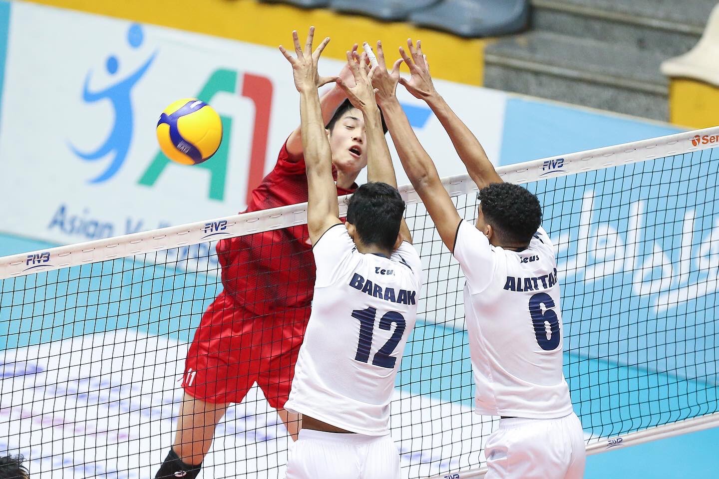 Asian Volleyball Confederation Defending Two Time Champions Japan Saw Off Kuwait In Straight Sets 25 21 25 18 25 12 In Quarterfinals Of 14th Asian Men S U18 Volleyball Championship In Tehran Iran To Storm