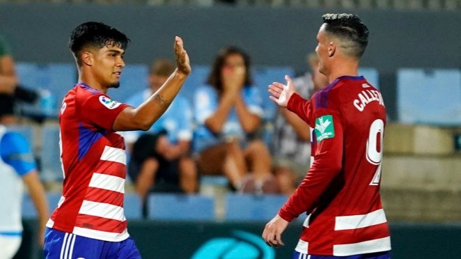 GranadaCF_VAVEL's tweet image. 📄La Previa del #GranadaCF - #Racing: reencuentro ilusionante en Los Cármenes tras el batacazo  🏟️

➡️ ow.ly/wypB50KooM3